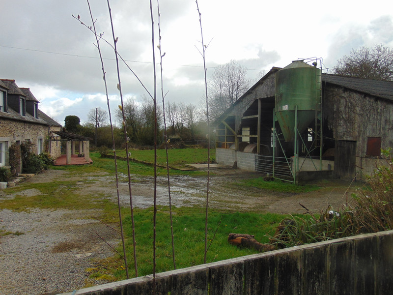 French property for sale in Plussulien, Côtes-d'Armor - &#8364;224,700 - photo 2