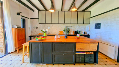 French property for sale in Moux, Aude - €450,000 - photo 3