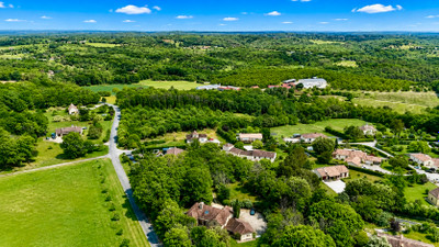 French property for sale in Saint-Crépin-et-Carlucet, Dordogne - €598,000 - photo 2