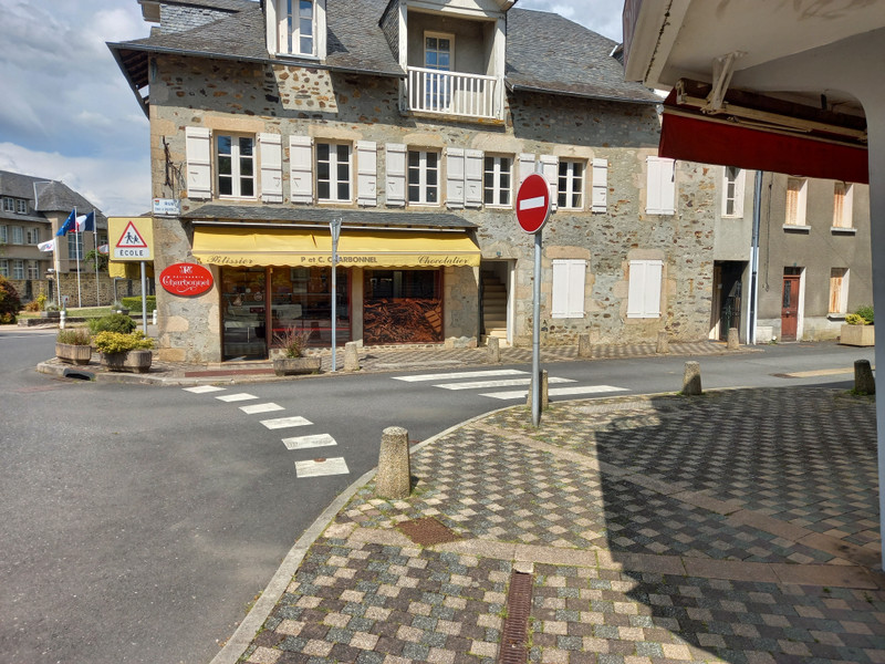 French property for sale in Seilhac, Corrèze - €109,000 - photo 1