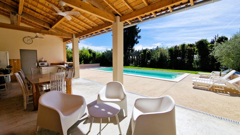 French property for sale in Avignon, Vaucluse - €798,000 - photo 1