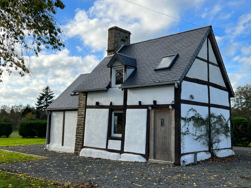 French property for sale in Isigny-le-Buat, Manche - photo 10