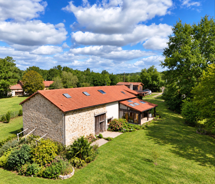 French property for sale in Busserolles, Dordogne - €389,000 - photo 3