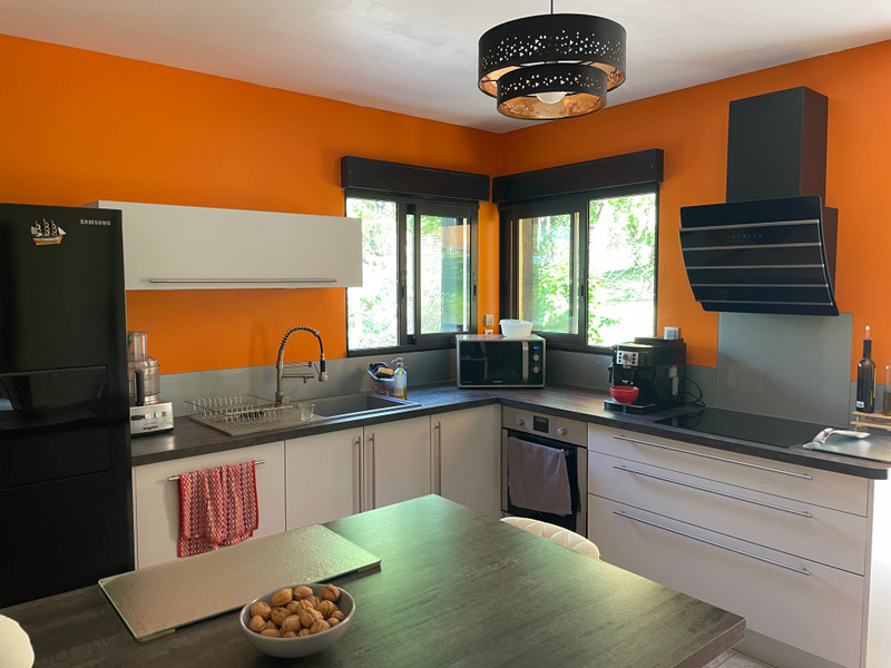French property for sale in Crayssac, Lot - €299,980 - photo 6