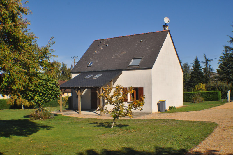 French property for sale in Noyant-Villages, Maine-et-Loire - &#8364;172,800 - photo 2