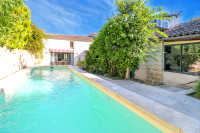 Propriété à vendre à Uzès, Gard - 1 490 000 € - photo n°1