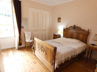 Maison à vendre à Saint-Martin-Valmeroux, Cantal - 119.900 € - photo 3