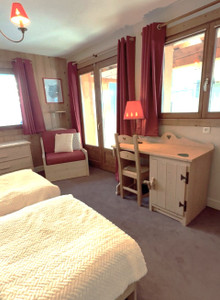 Ski property for sale in  - 1 300 000 € - photo 4