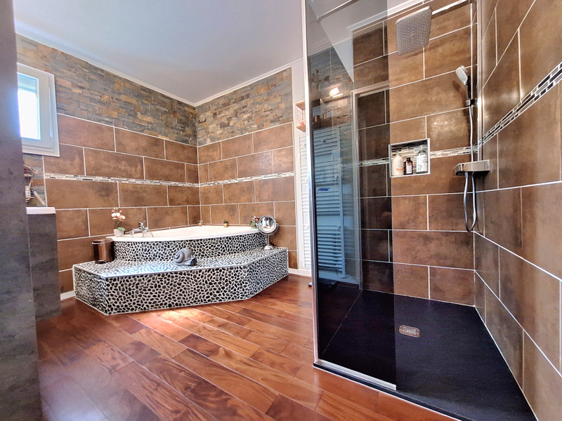French property for sale in Nadaillac, Dordogne - €492,900 - photo 9