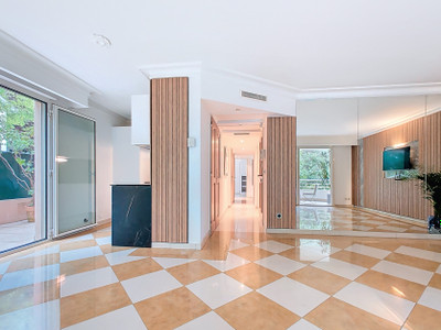 French property for sale in Cannes, Alpes-Maritimes - €529,000 - photo 5