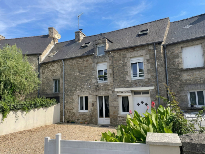 French property for sale in Dinan, Côtes-d'Armor - €214,000 - photo 0