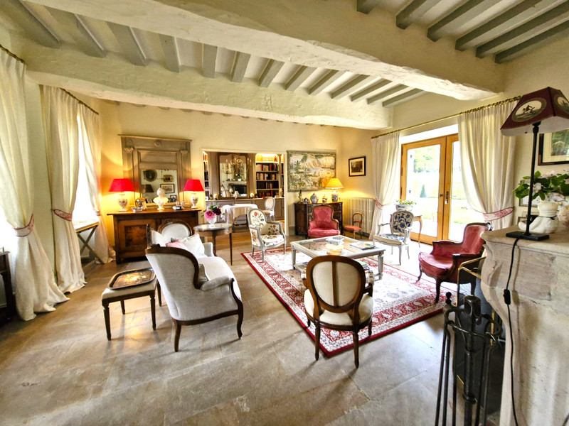 French property for sale in Cormatin, Saône-et-Loire - €1,200,000 - photo 2