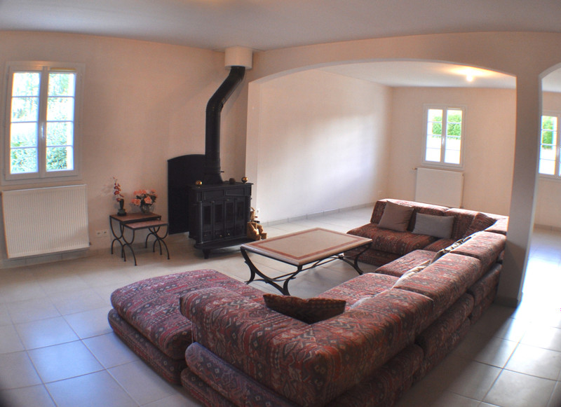 French property for sale in Noyant-Villages, Maine-et-Loire - €304,950 - photo 8