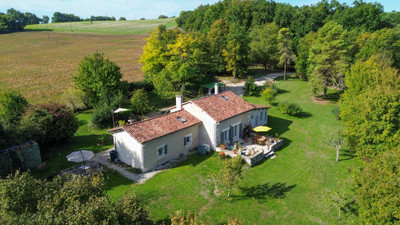 French property for sale in Verteillac, Dordogne - €289,800 - photo 1