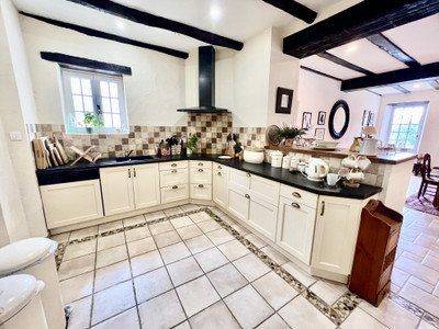 French property for sale in Bussac, Dordogne - €477,000 - photo 5