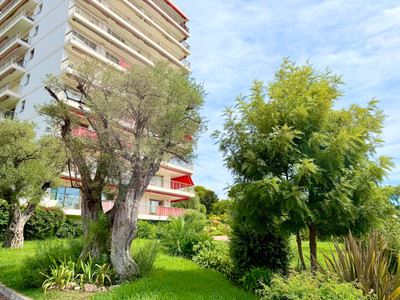 French property for sale in Antibes, Alpes-Maritimes - €395,000 - photo 7
