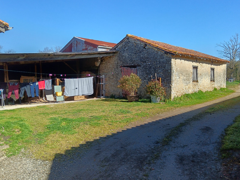 French property for sale in Charroux, Vienne - €210,600 - photo 7
