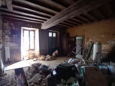 French property for sale in Coulonges-Thouarsais, Deux-Sèvres - €88,888 - photo 8