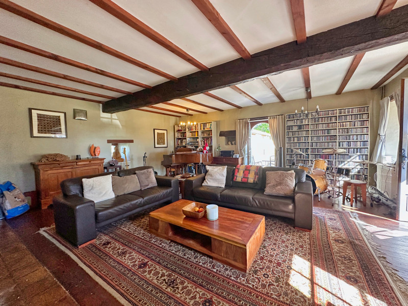 French property for sale in Bouteilles-Saint-Sébastien, Dordogne - €424,000 - photo 2