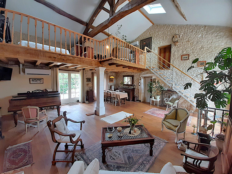 French property for sale in Bouteilles-Saint-Sébastien, Dordogne - €297,995 - photo 2
