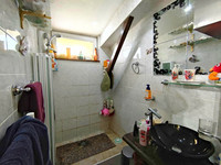 Maison à vendre à Val-d'Oire-et-Gartempe, Haute-Vienne - 54.995 € - photo 11