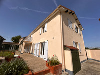 Maison à vendre à La Bazeuge, Haute-Vienne - 364.500 € - photo 1