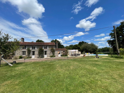 Maison à vendre à Argentonnay, Deux-Sèvres, Poitou-Charentes, avec Leggett Immobilier