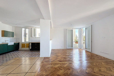 French property for sale in Nice, Alpes-Maritimes - €679,000 - photo 3