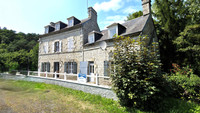 Maison à vendre à Domfront en Poiraie, Orne - 148.351 € - photo 1
