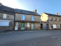 Maison à vendre à Saint-Fraimbault, Orne - 50 000 € - photo 1