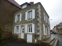 Maison à vendre à Saint-Sébastien, Creuse - 93.500 € - photo 1