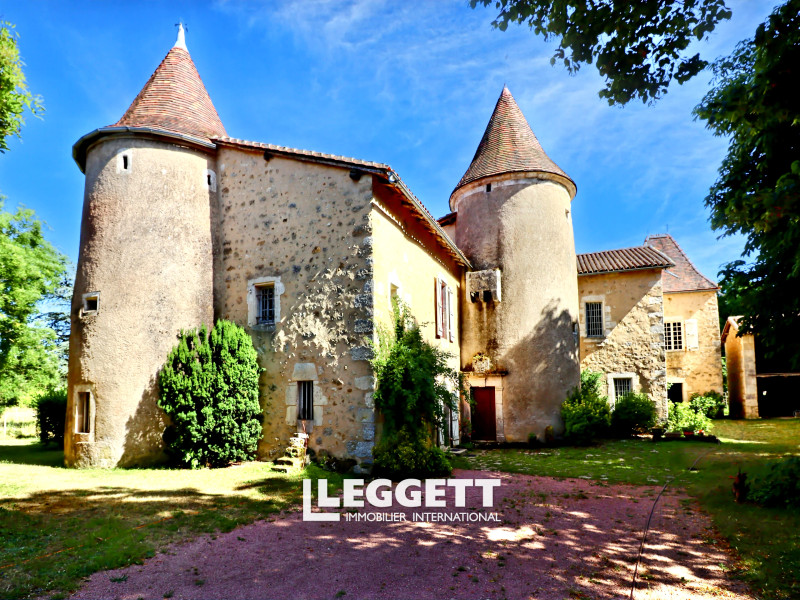 Château 11 pièce(s), MOULINS-SUR-TARDOIRE