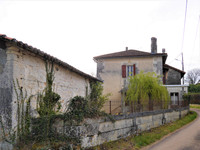 Maison à vendre à La Rochebeaucourt-et-Argentine, Dordogne - 66.666 € - photo 8
