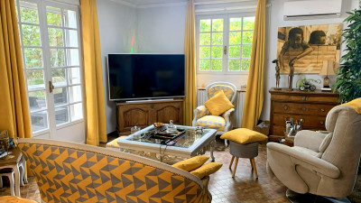French property for sale in Condom, Gers - €315,500 - photo 2