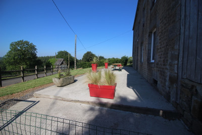 French property for sale in Tinchebray-Bocage, Orne - €175,000 - photo 2