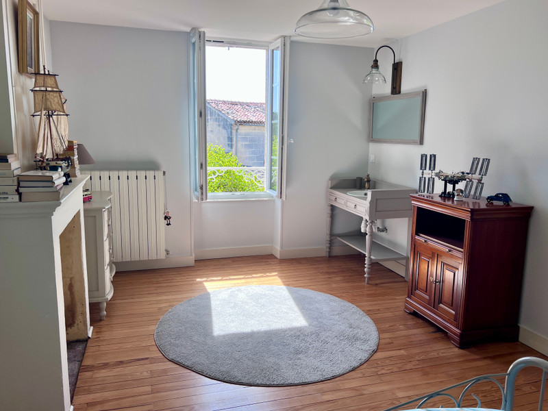 French property for sale in Jarnac, Charente - €272,850 - photo 5