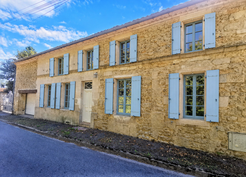 Propriété à vendre à Balanzac, Charente-Maritime - 349 800 €