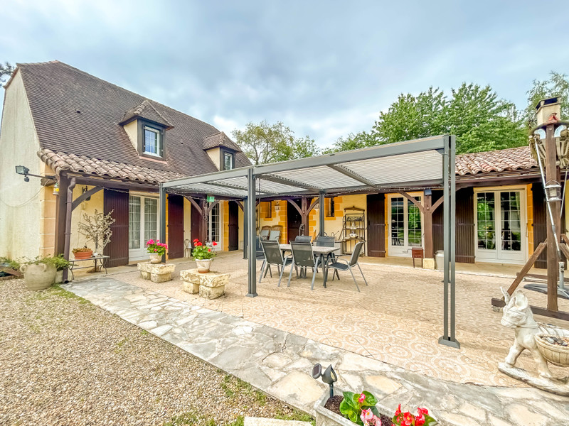French property for sale in Grun-Bordas, Dordogne - €299,900 - photo 1