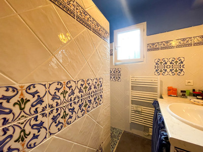 French property for sale in Saint-Paul-en-Forêt, Var - €473,300 - photo 9