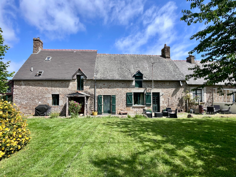 Propriété à vendre à Bazouges-la-Pérouse, Ille-et-Vilaine - 185 000 €
