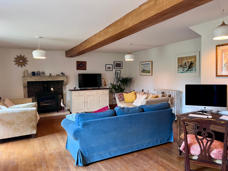 French property for sale in Voulême, Vienne - €251,450 - photo 6