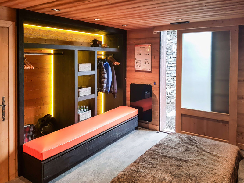 Ski property for sale in Courchevel 1850 - €8,400,000 - photo 8