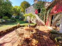 Maison à vendre à Angoulême, Charente - 499.000 € - photo 1