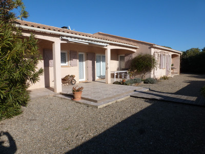 Maison à vendre à Azille, Aude, Languedoc-Roussillon, avec Leggett Immobilier
