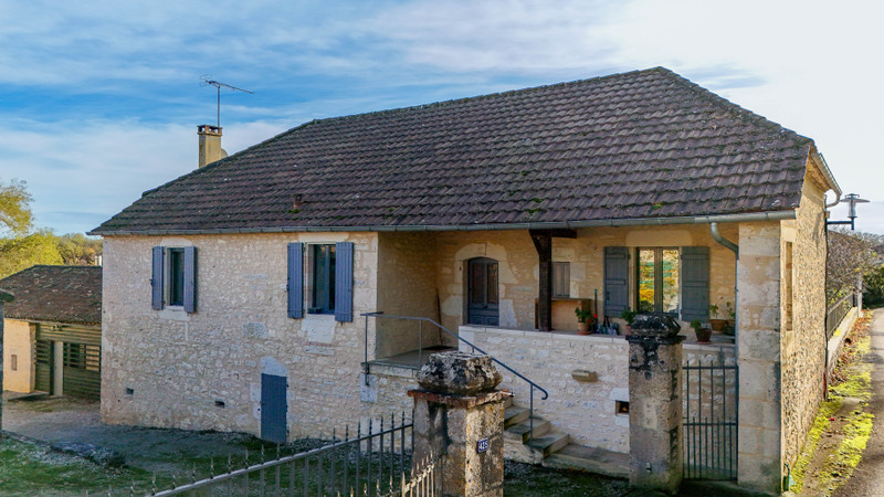 French property for sale in Sérignac, Lot - €425,000 - photo 1