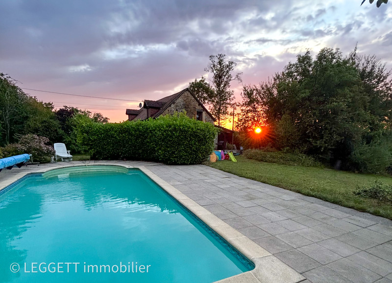 French property for sale in Cuzance, Lot - €328,600 - photo 1