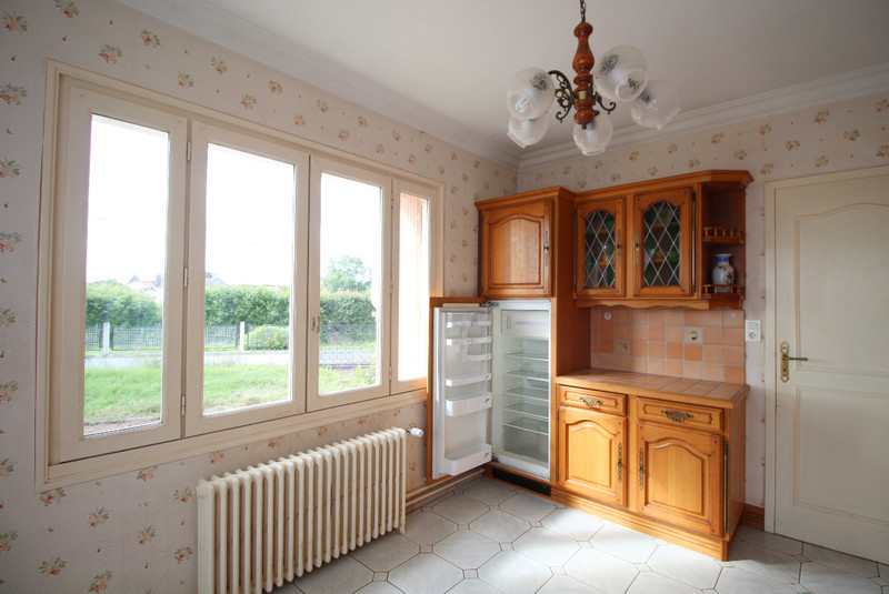 French property for sale in Chives, Charente-Maritime - €119,900 - photo 3