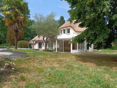 French property for sale in Montbazon, Indre-et-Loire - €644,800 - photo 5