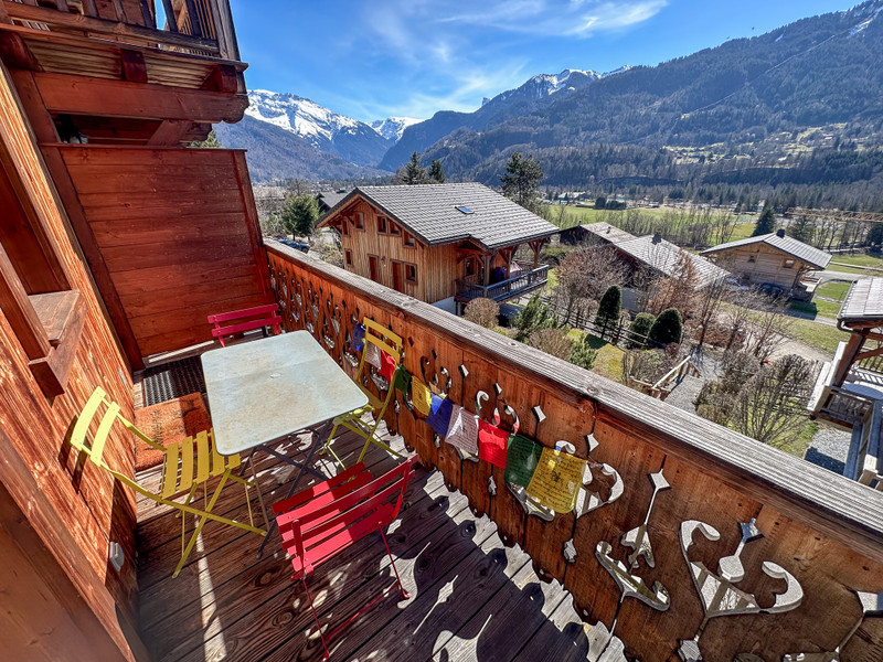 French property for sale in Samoëns, Haute-Savoie - €470,000 - photo 2