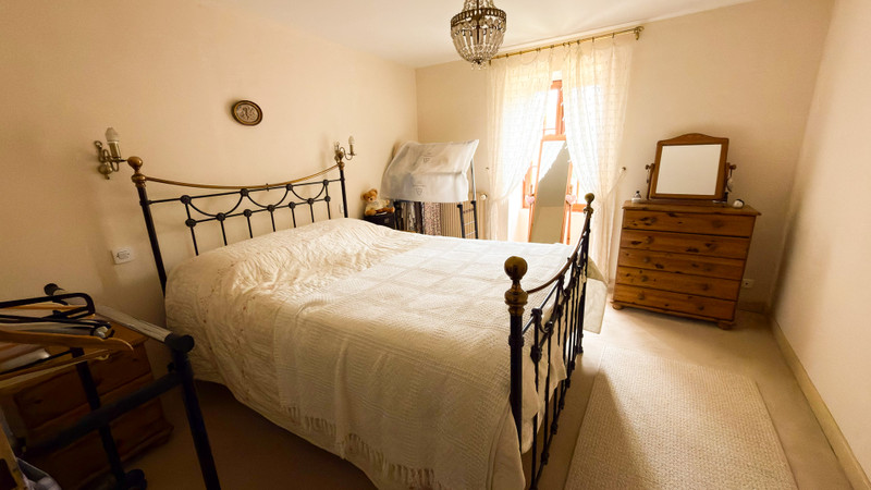 French property for sale in Piégut-Pluviers, Dordogne - €266,430 - photo 5